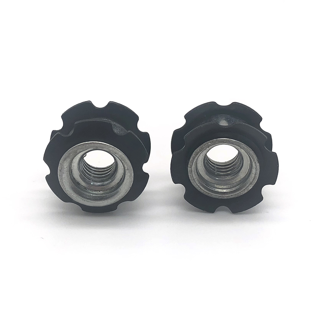 非標定制鐵鍍鋅M6M8連接件管內梅花彈片螺母